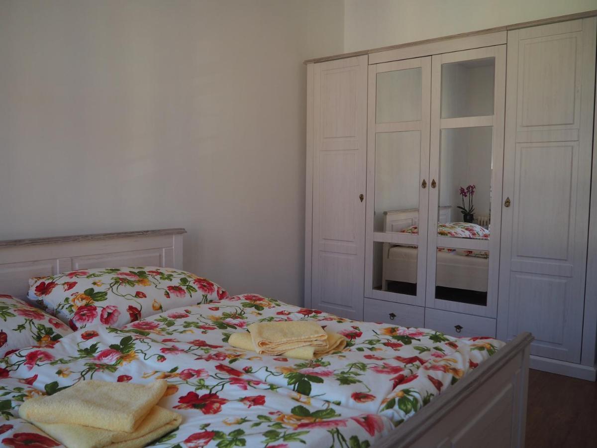 Apartmany Nejdek Exterior photo